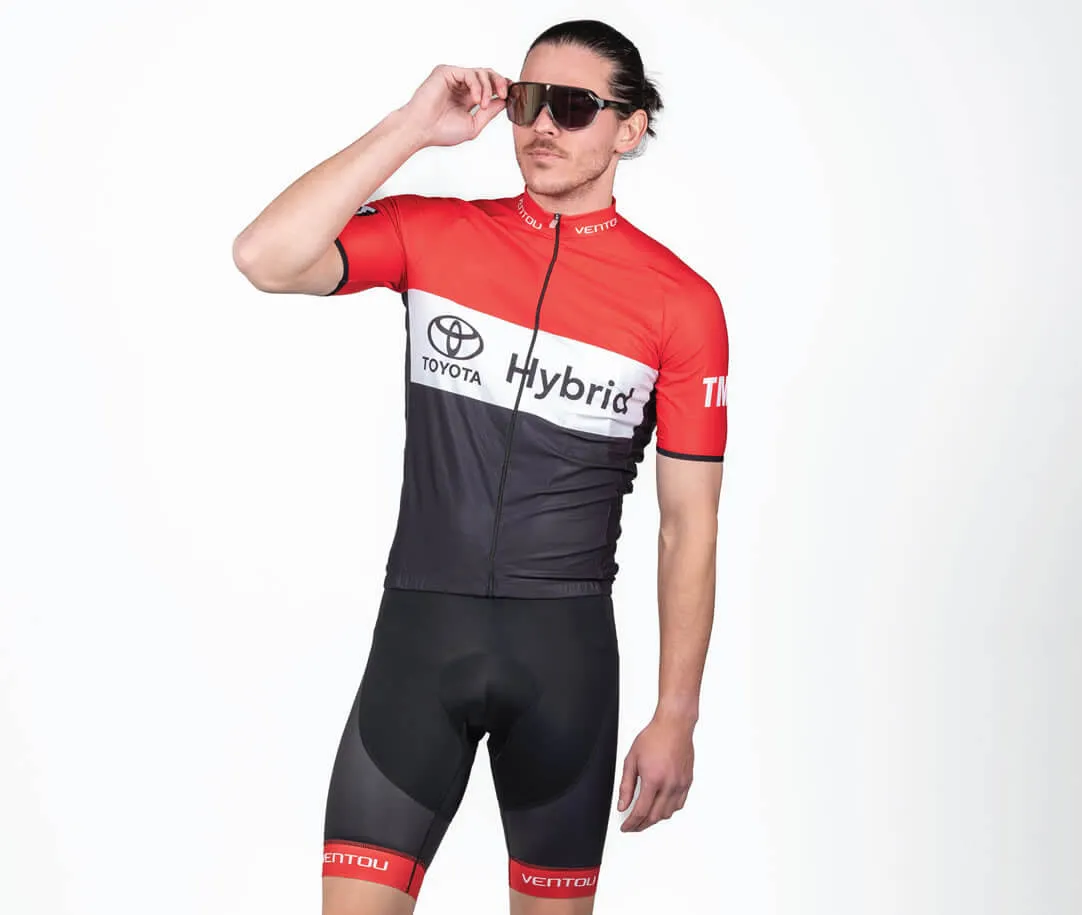 Custom cycling apparel Australia for teams, clubs and businesses 
